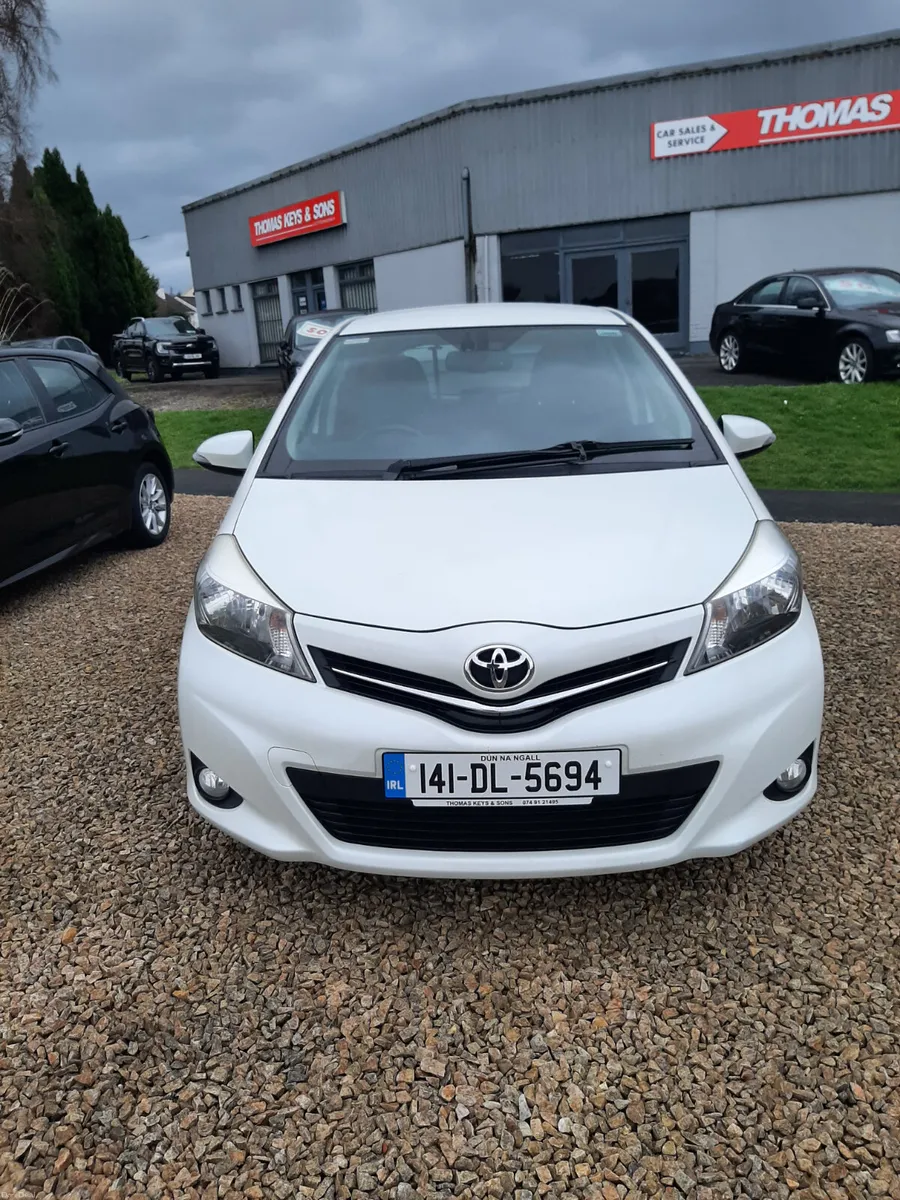 2014 Toyota Yaris 1.3 vvti Icon+ - Image 3
