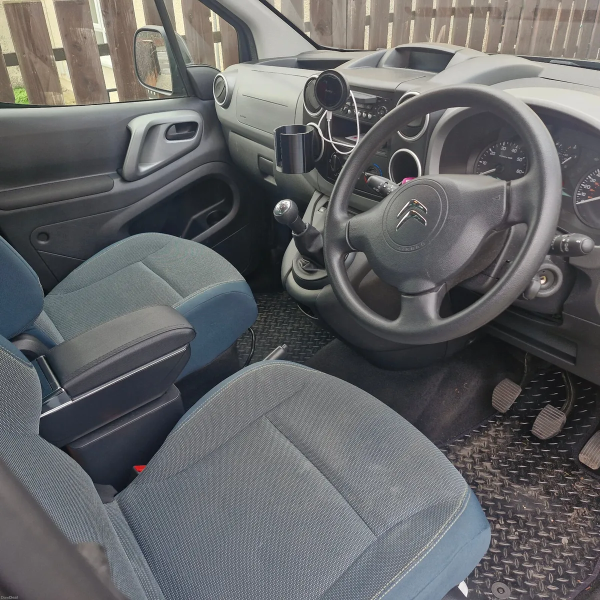 Wheelchair accessible Citroen Berlingo 2018 - Image 4