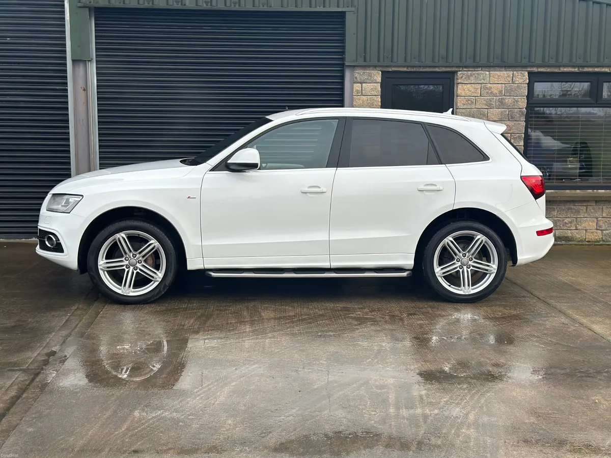 Audi Q5, S-Line Plus, 2013 - Image 2