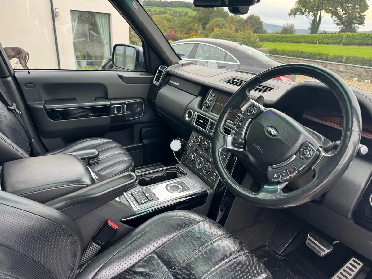 Range Rover Autobiography - 4.4 V8 diesel - Image 4