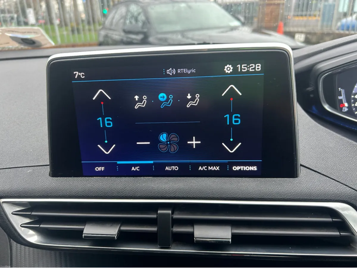 Peugeot 3008 1.2 AUTOMATIC//ONLY 65K WITH BRAND NE - Image 4