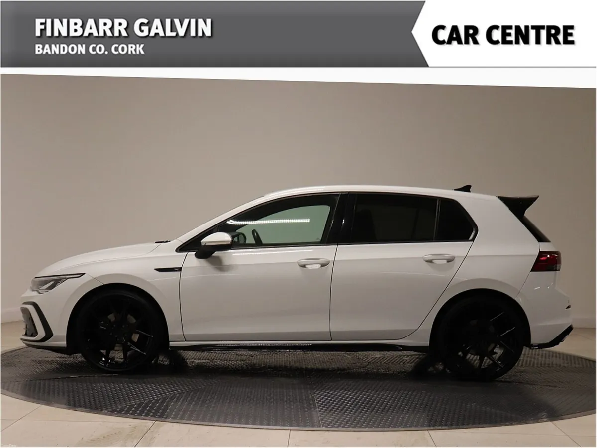 VW Golf 2.0 TDI 150HP R-Line - Image 3