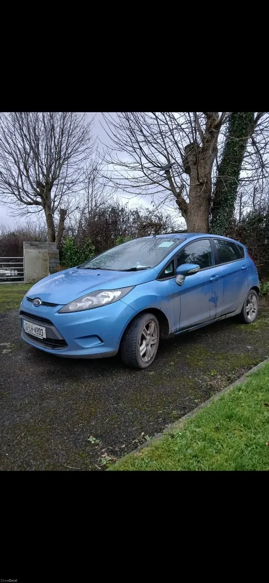 Ford Fiesta 2012 - Image 2