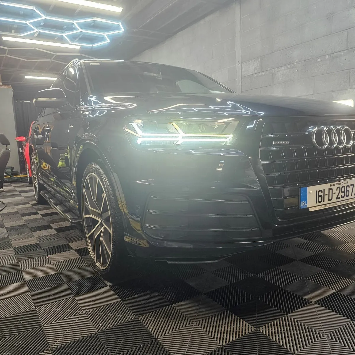 Audi Q7 2016 - Image 1
