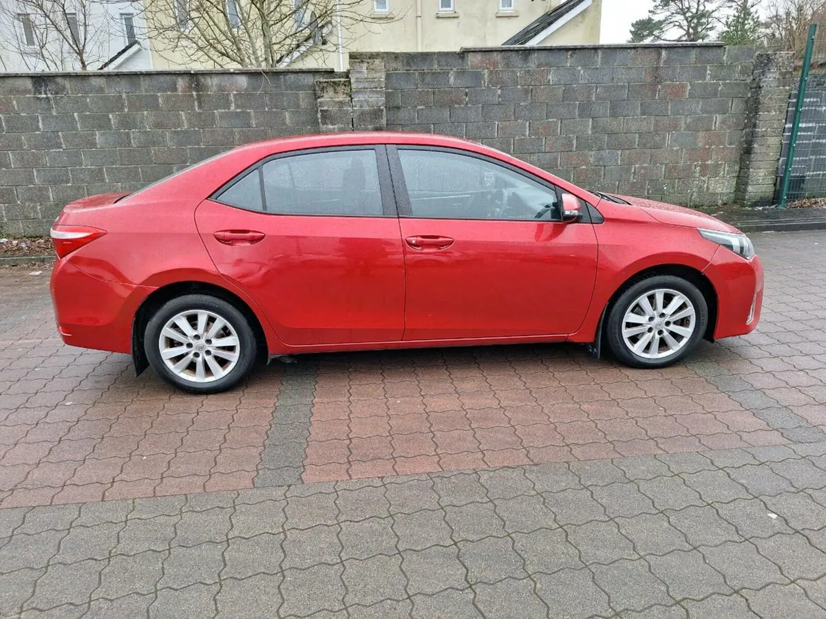 142 Toyota Corolla D4D New Nct - Image 2