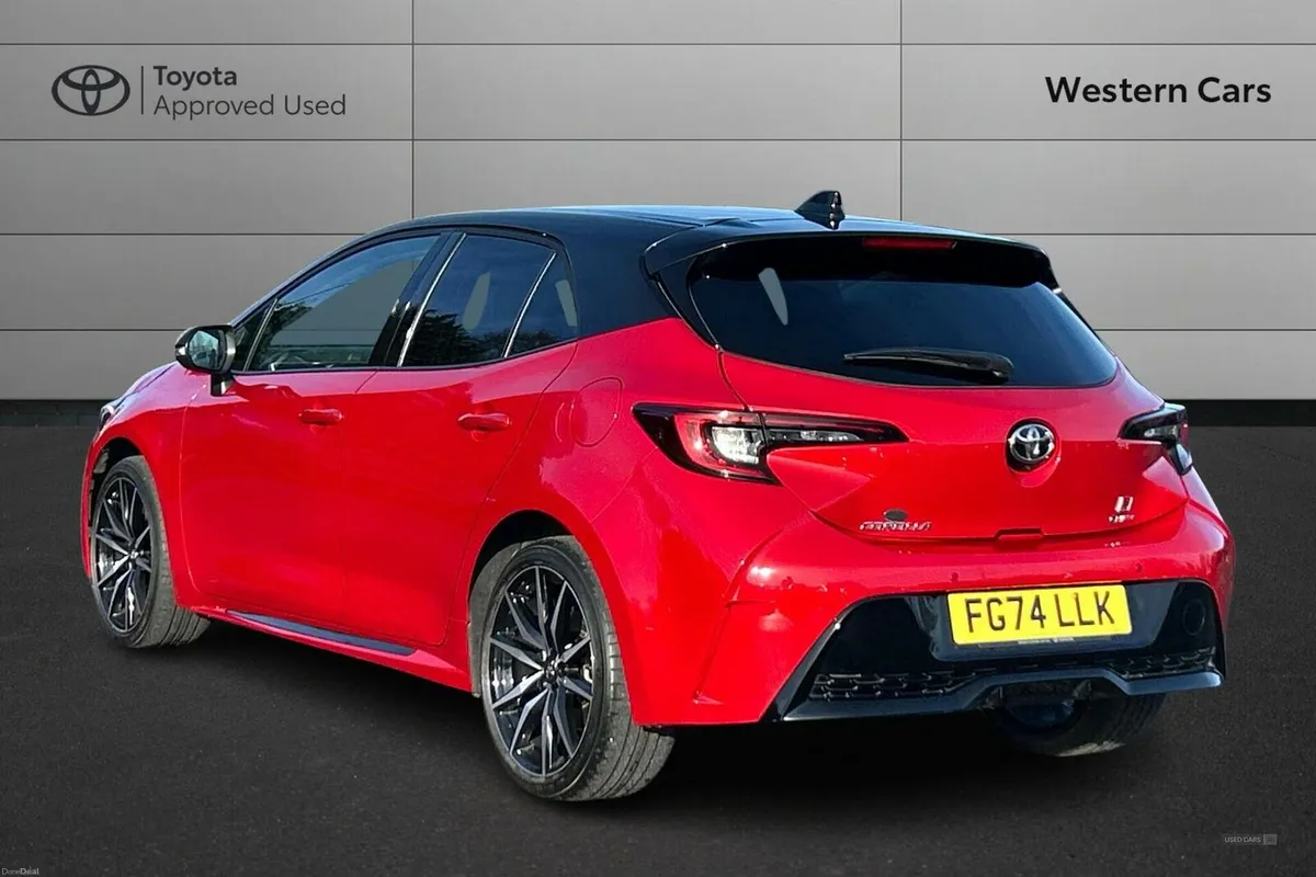 Toyota Corolla 2.0 VVT-h GR SPORT CVT Euro 6 (s/s) - Image 4