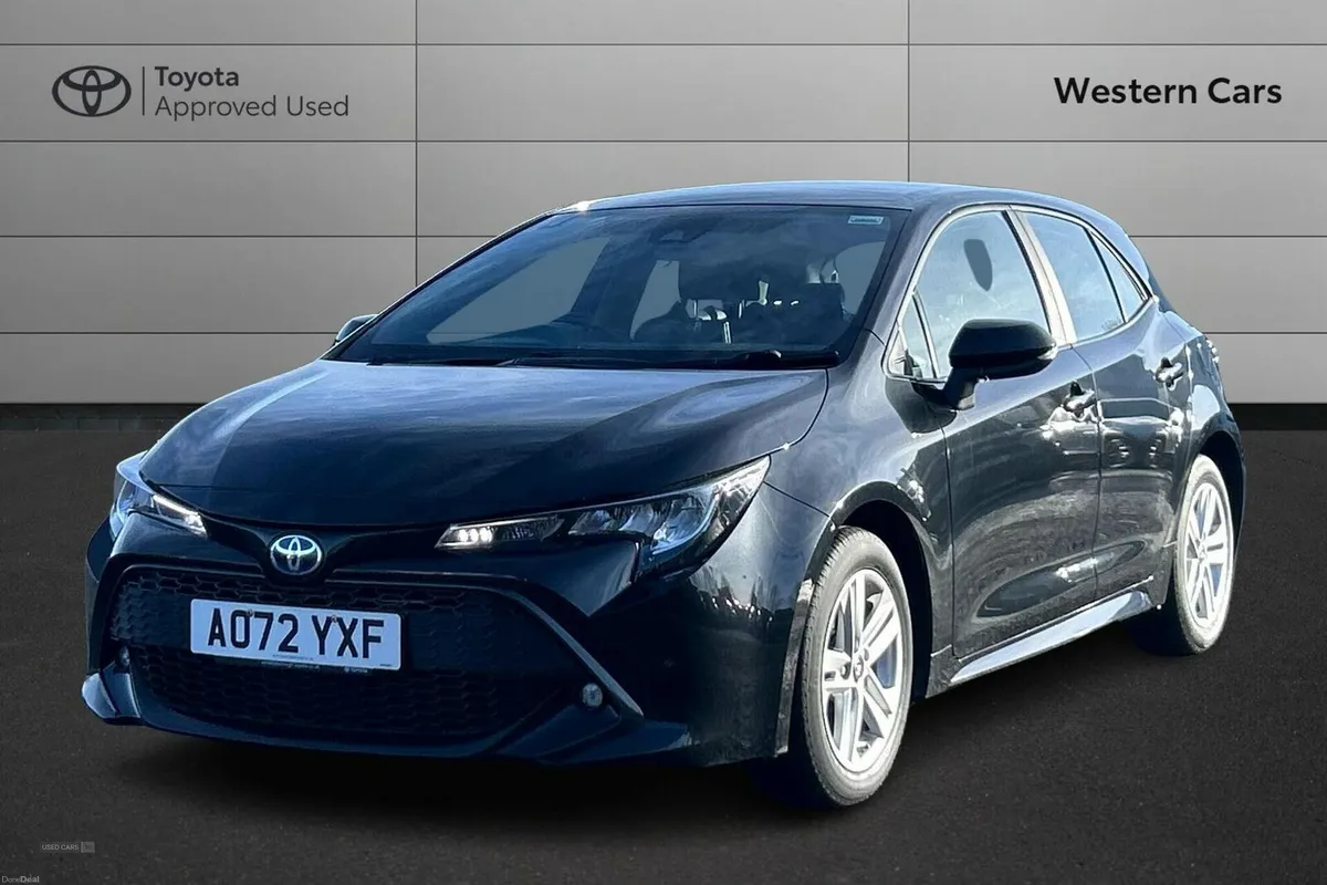 Toyota Corolla 1.8 VVT-h Icon CVT Euro 6 (s/s) 5dr - Image 3
