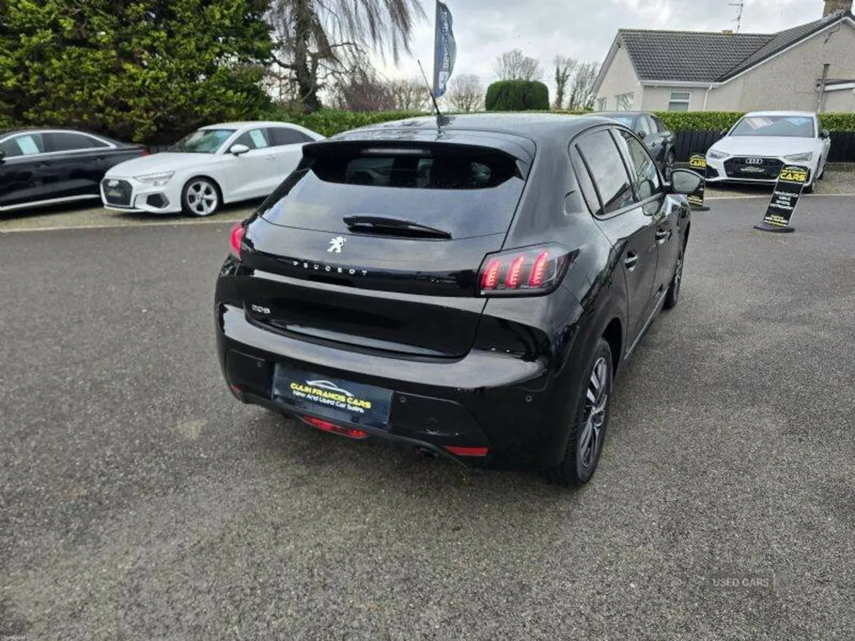 Peugeot 208 Allure Premium - Image 4