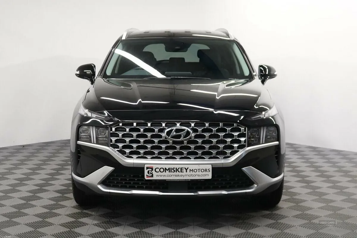 Hyundai Santa Fe h T-GDi Premium - Image 2