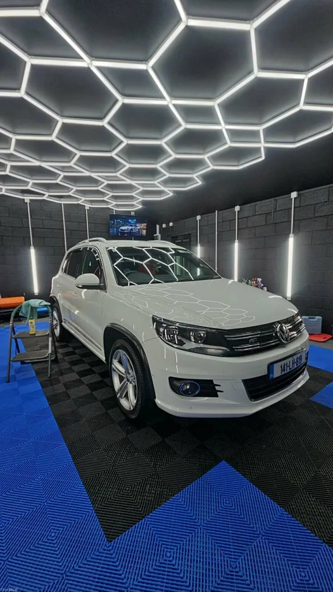 Volkswagen tiguan r-line - Image 4