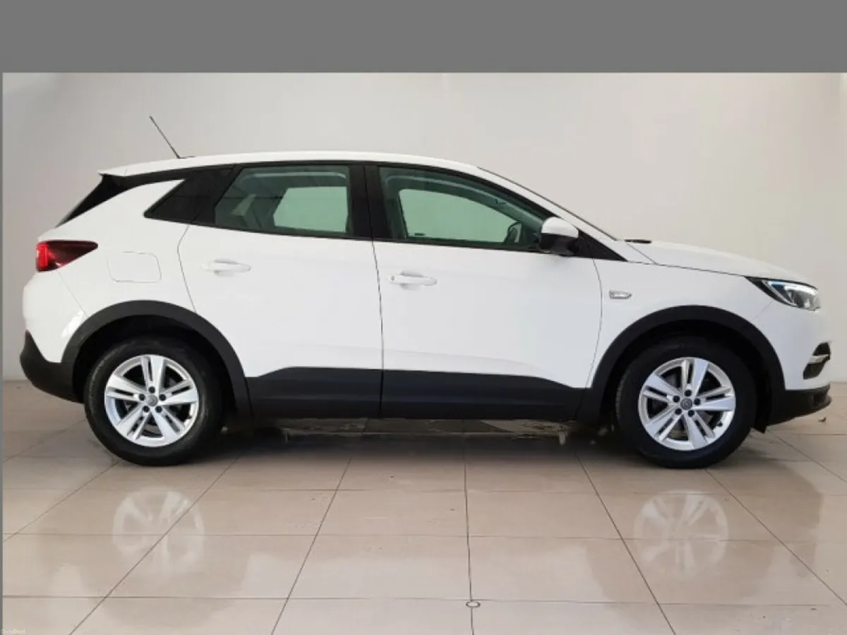Opel Grandland X SC 1.6 Turbo D 120PS 4DR - Image 1