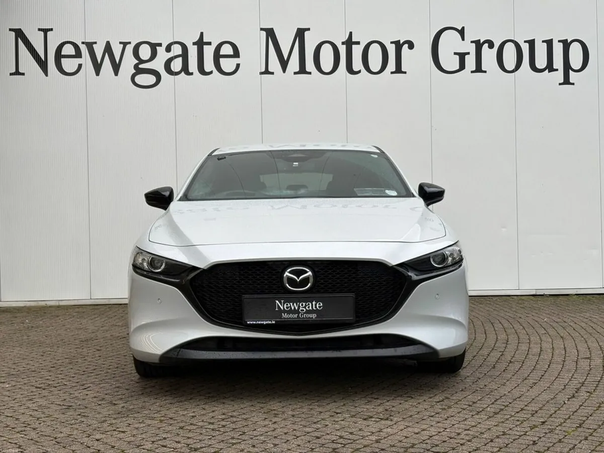 Mazda Mazda3 2024 122PS 6MT FWD Homura 4DR - Image 3