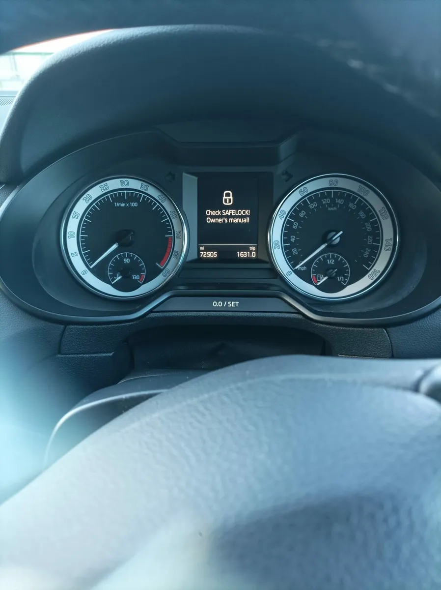 192 Skoda Octavia - Image 4