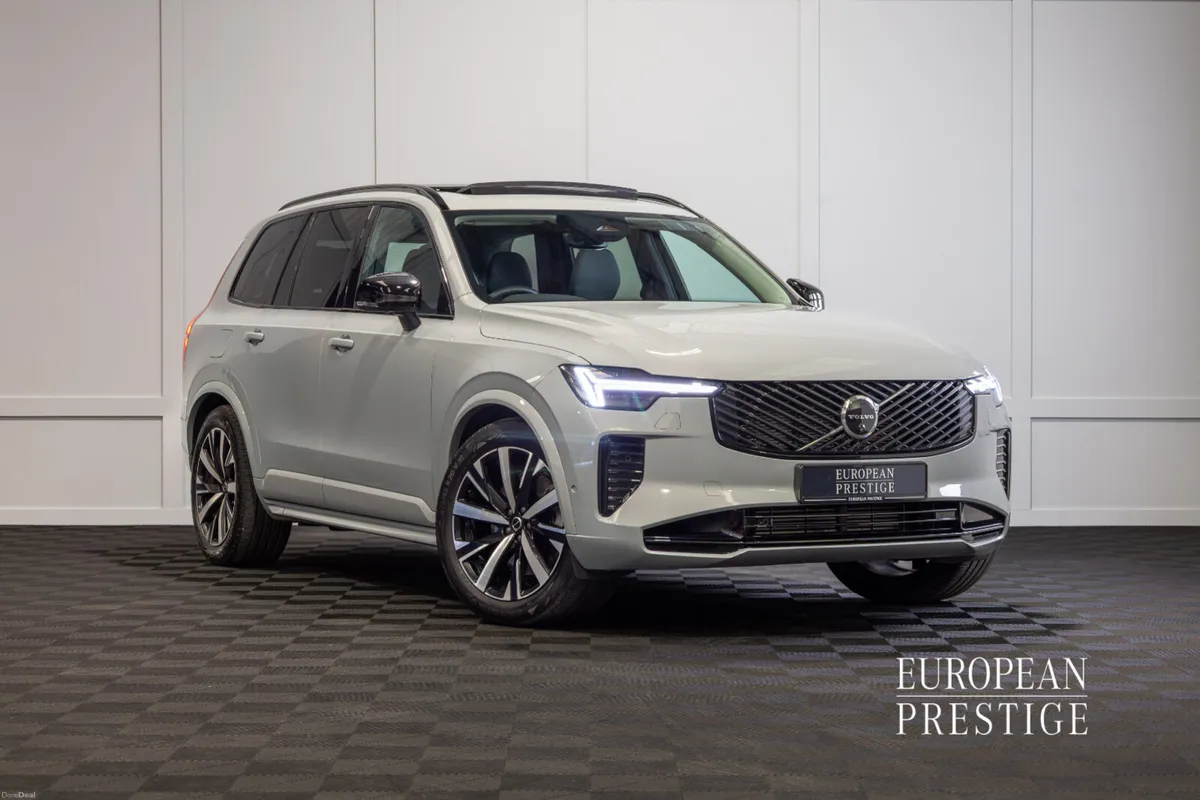 2025 Volvo XC90 Plus T8 Dark Theme 7 Seater - Image 1
