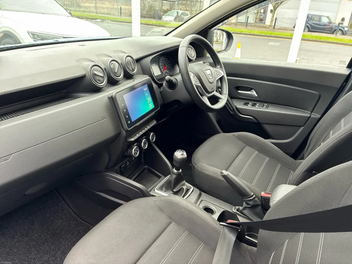 Dacia Duster COMFORT BLUE DCI 115 4X 4X2 5DR 5 - Image 3