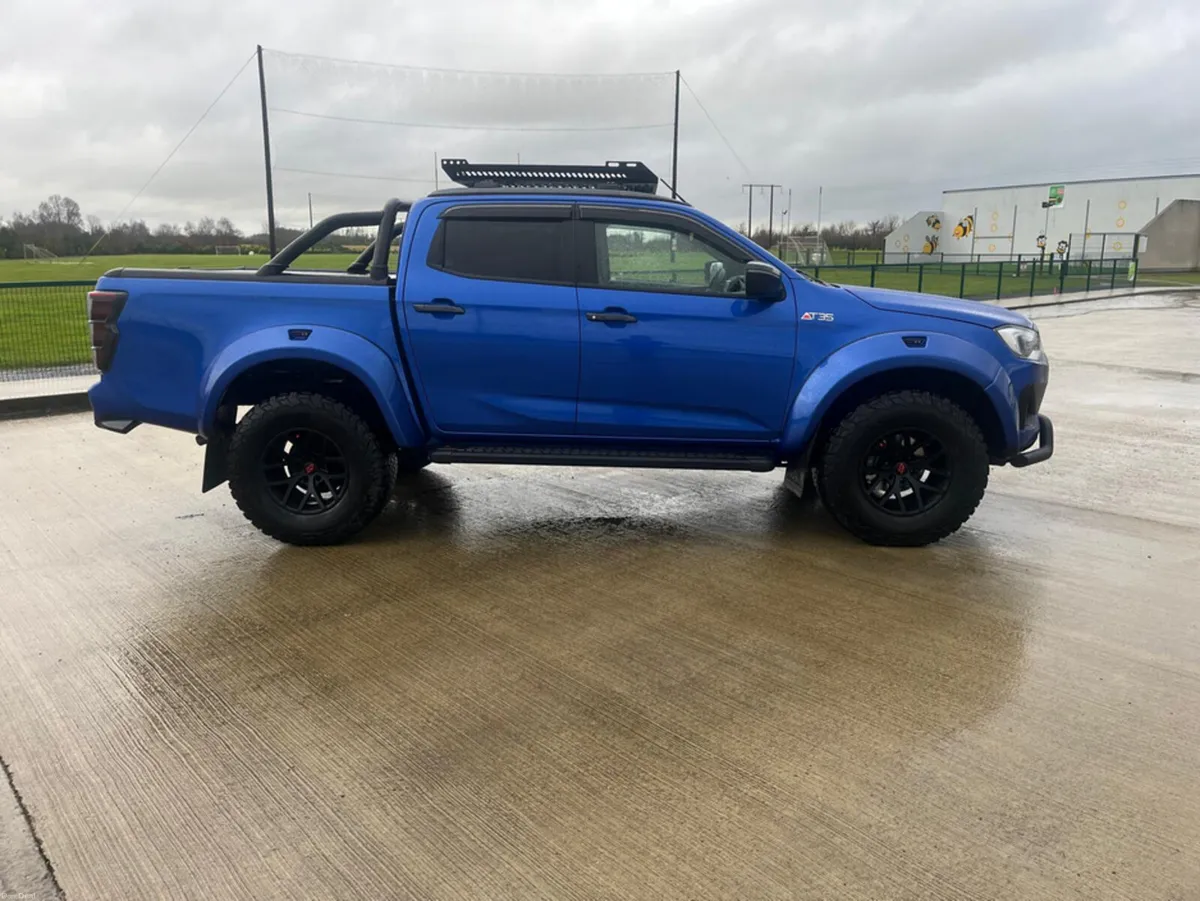 Isuzu D-Max AT35 ARCTIC TRUCK - Image 2