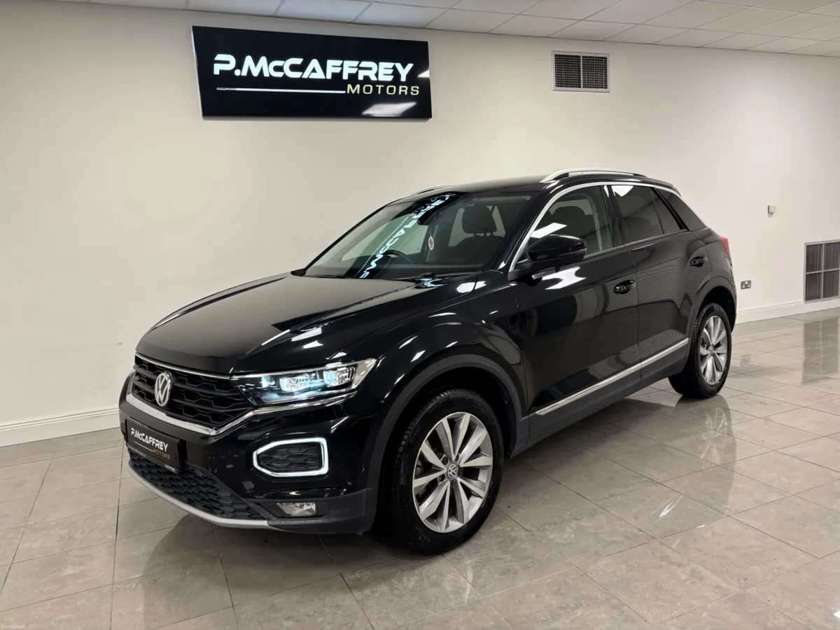 2021 VOLKSWAGEN T-ROC 2.0 TDI DESIGN 150 BHP AUTO - Image 1