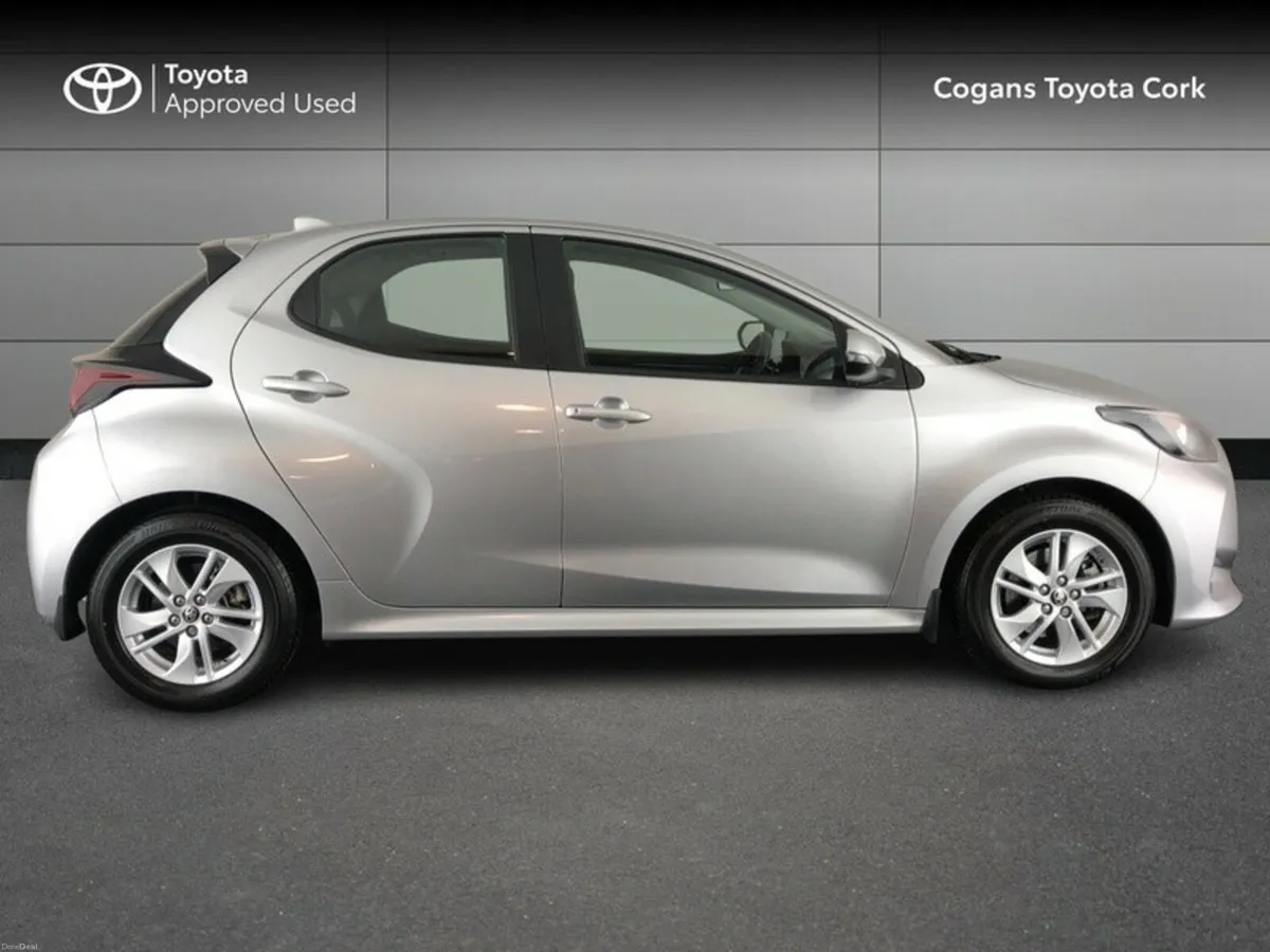Toyota Yaris Luna - Image 3