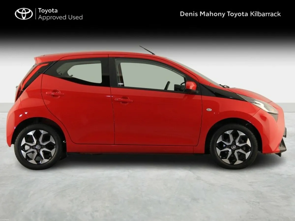 Toyota Aygo AYGO 1.0 5DR XPLAY SPHONE - Image 3