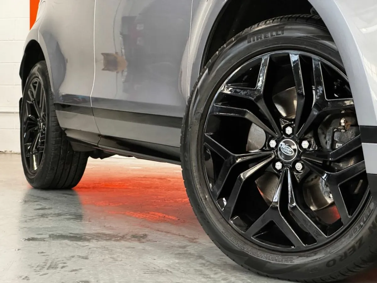 Land Rover Range Rover Evoque Evoque 1.5 309PS Phe - Image 2