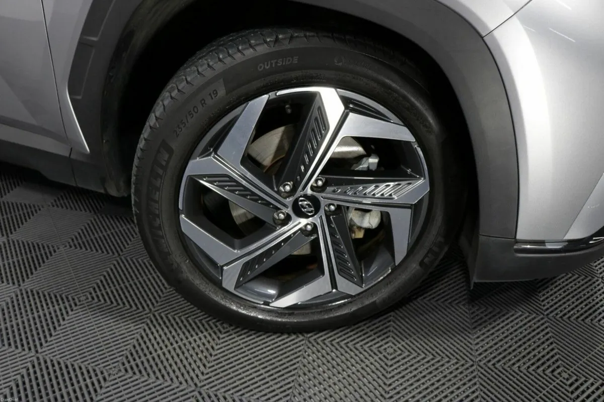 Hyundai Tucson HYBRID EXECUTIVE PLUS 1.6L PETROL A - Image 4