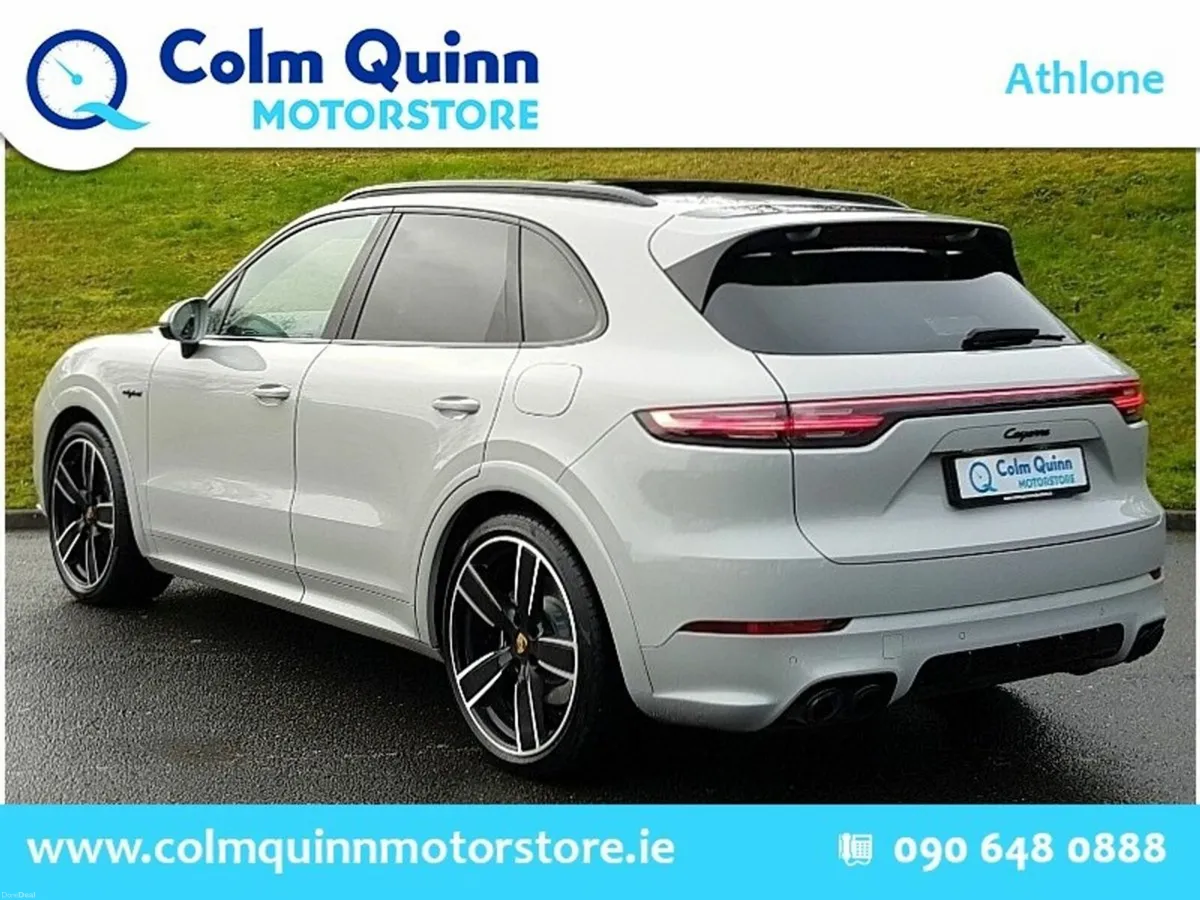 Porsche Cayenne 3.0 V6 Platinum Edition - High Spe - Image 4