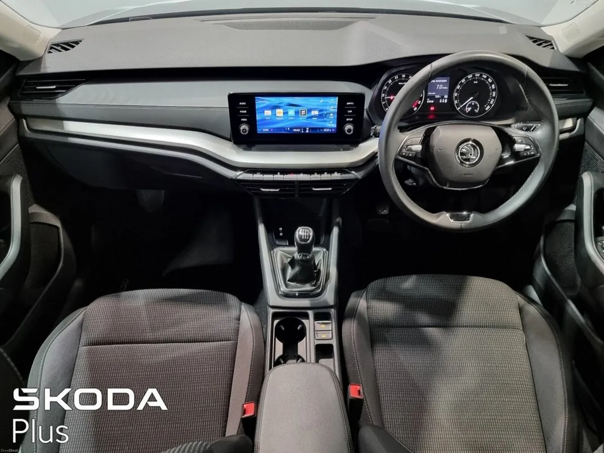 Skoda Octavia ** GREAT VALUE ** AMBITION ** 2.0 TD - Image 2