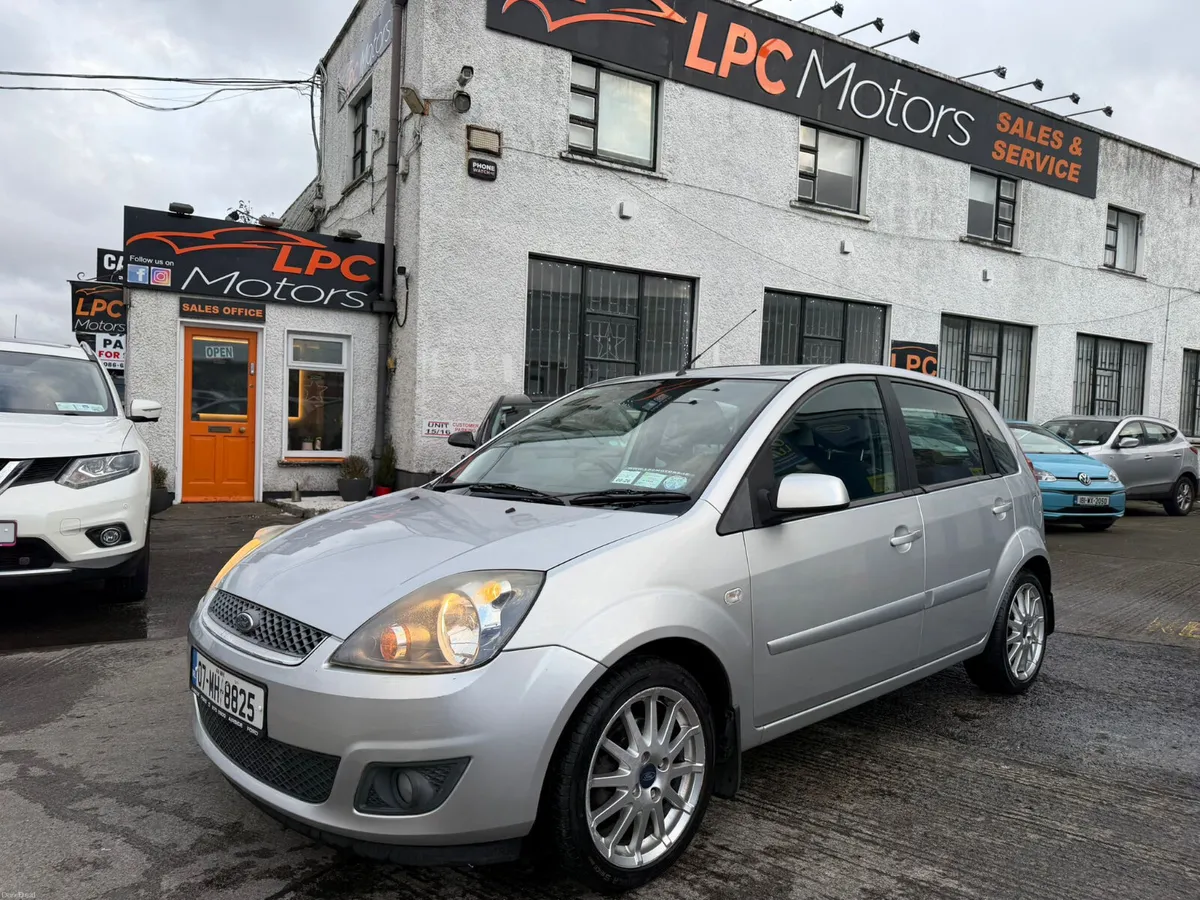 Ford Fiesta 2007 Low mileage - Image 1