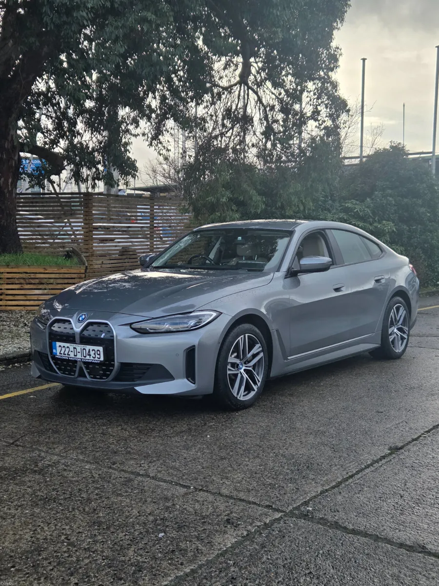 BMW i4 2022 - Image 1