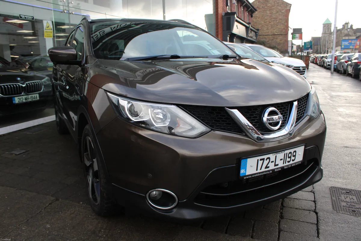 Nissan Qashqai AUTO SV PREMIUM 1.6 2017 - Image 1