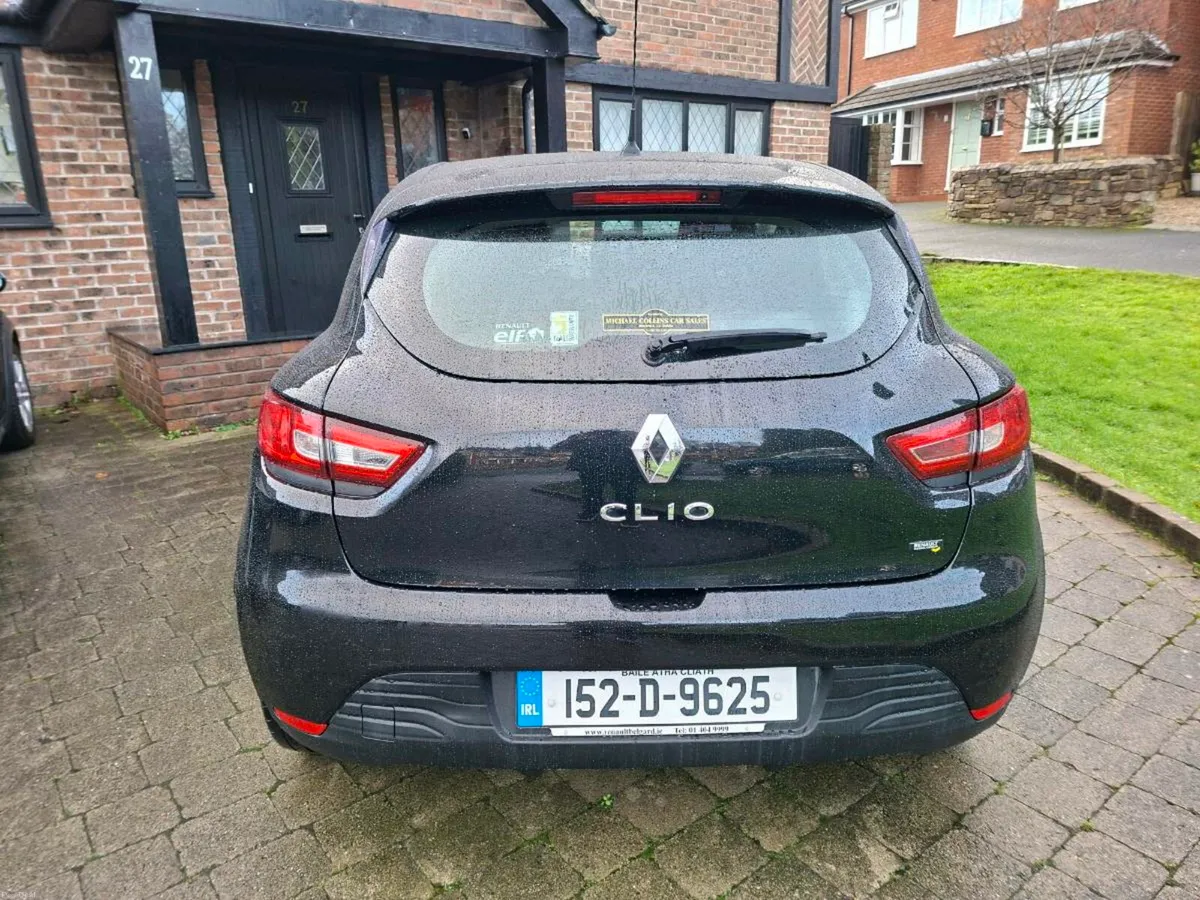 RENAULT CLIO 1.1 5DR BLACK 2015 VERY CLEAN CAR - Image 3