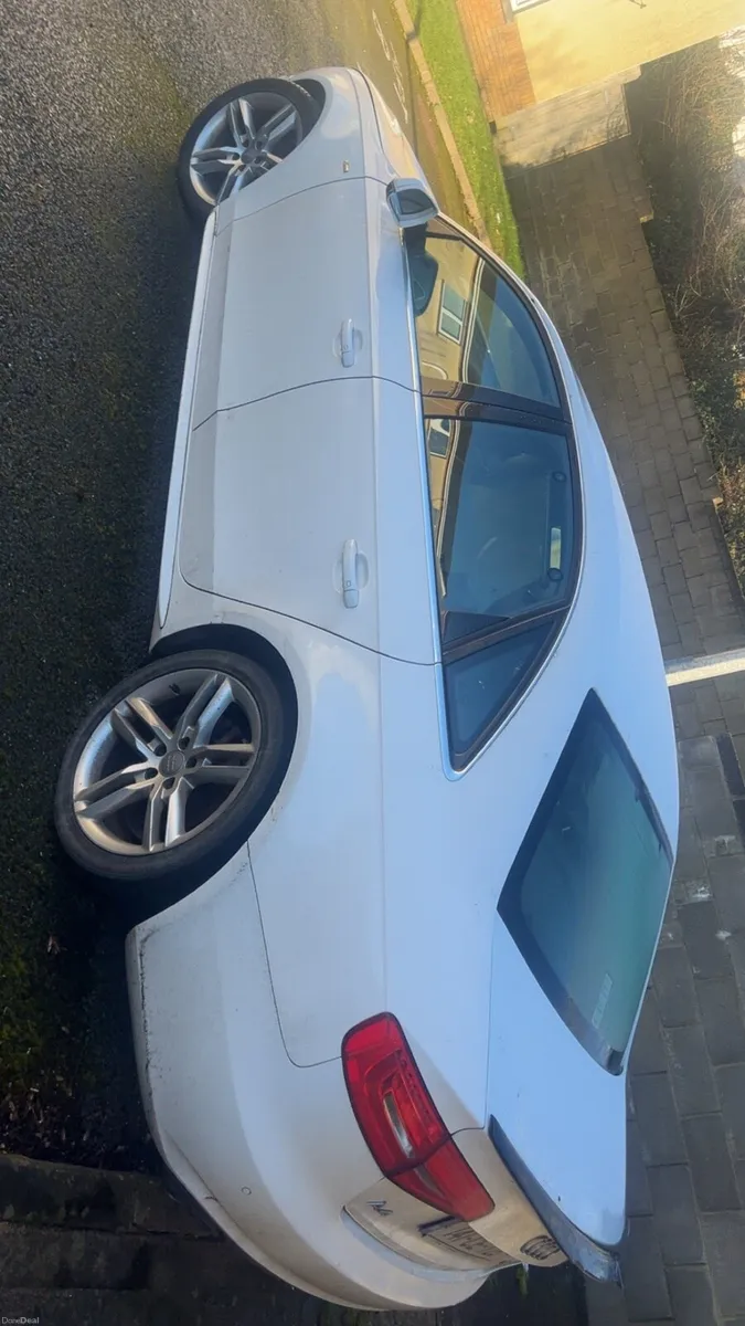 Audi a4 sline 2014 - Image 4