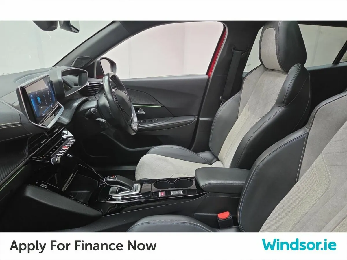 Peugeot 2008 GT Line 50 kWh EV - Image 4
