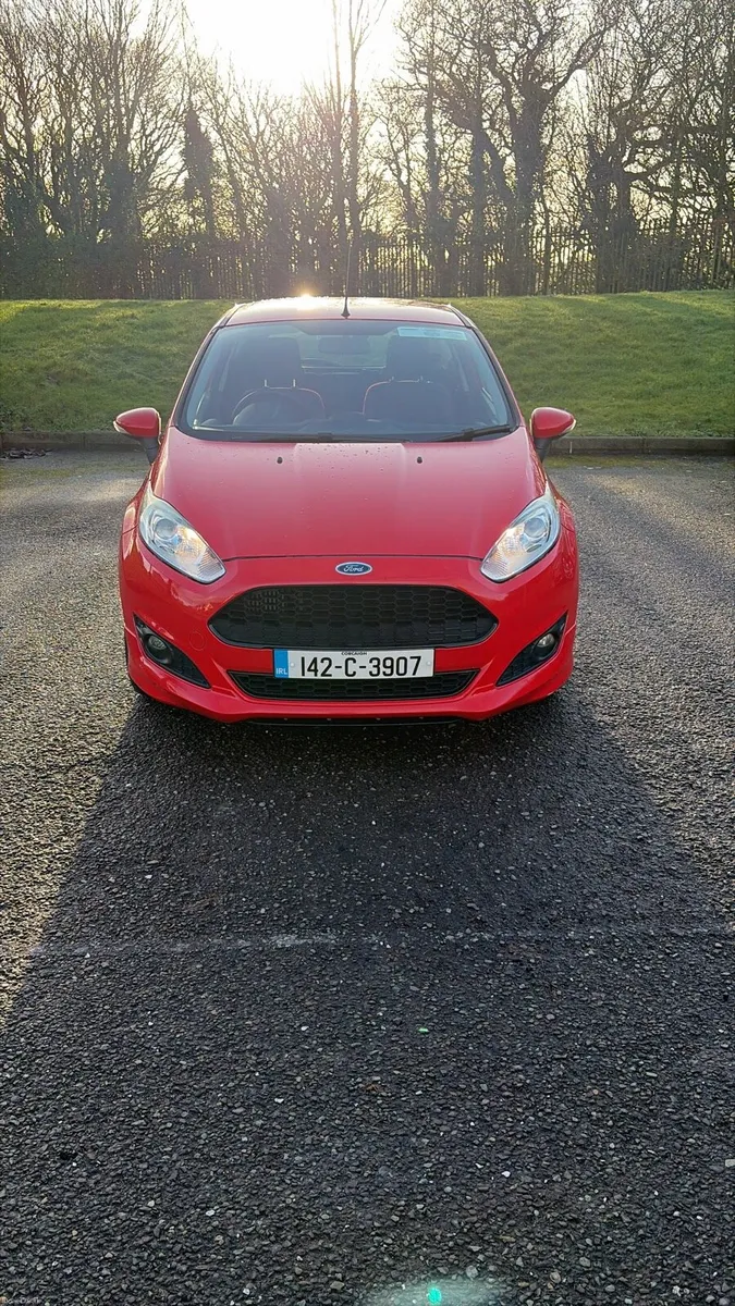 Ford Fiesta 1.0L Petrol 3dr Sport - Image 2