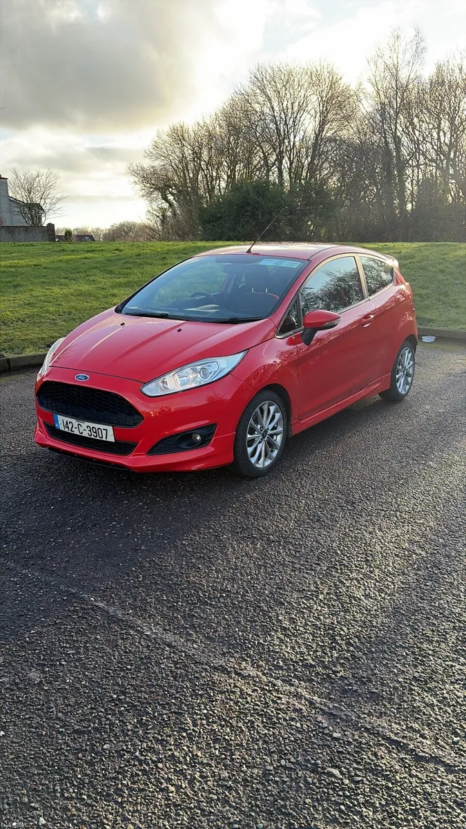 Ford Fiesta 1.0L Petrol 3dr Sport - Image 3