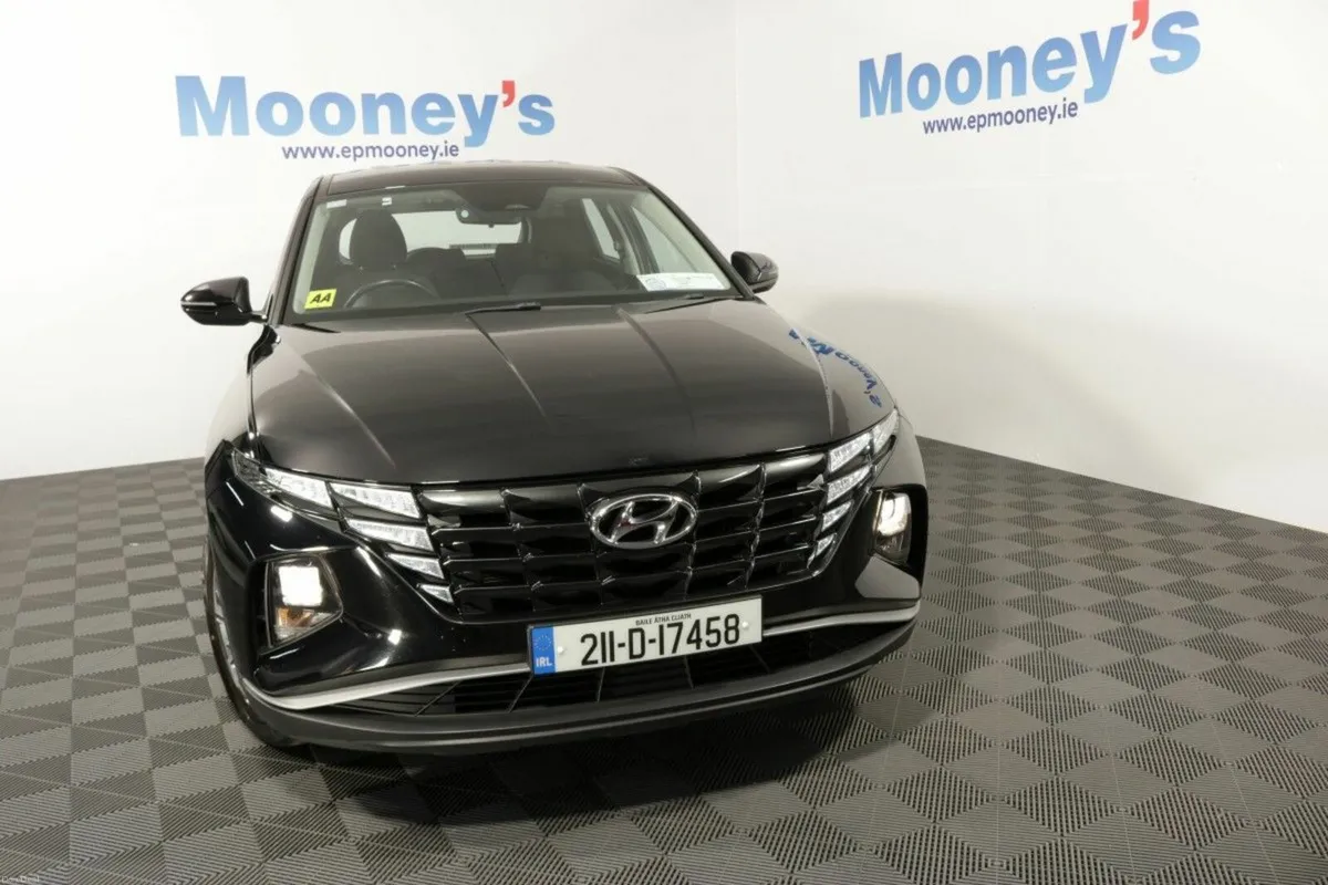 Hyundai Tucson COMFORT PLUS 1.6L DIESEL SUV - Image 2
