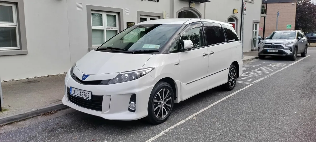 Toyota Estima 2013 - Image 3