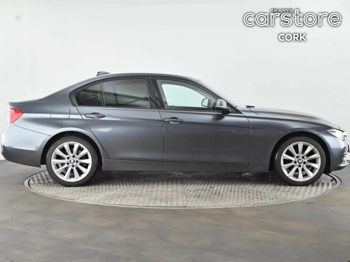 BMW 3-Series 318d Sport - Image 2