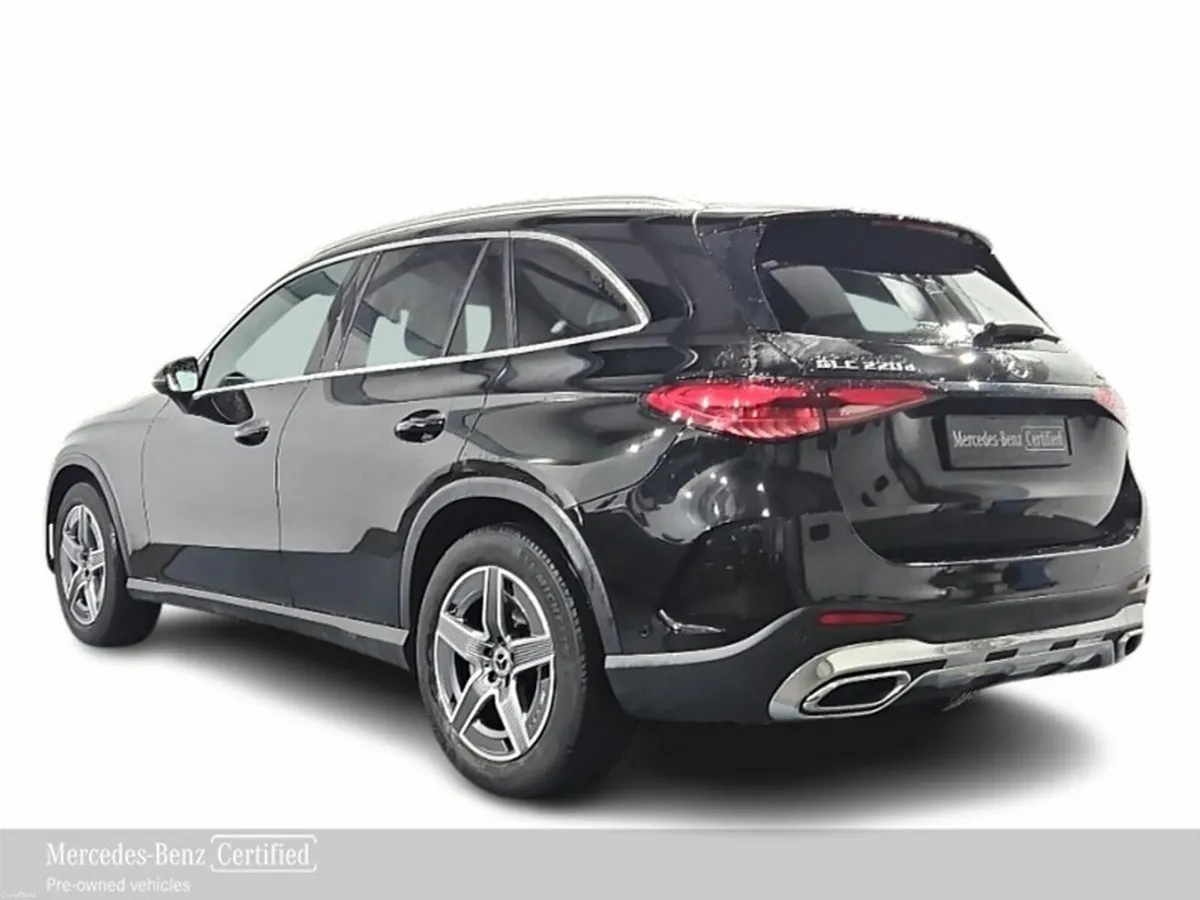 Mercedes-Benz GLC 220D 4MATIC AMG Line - Image 4