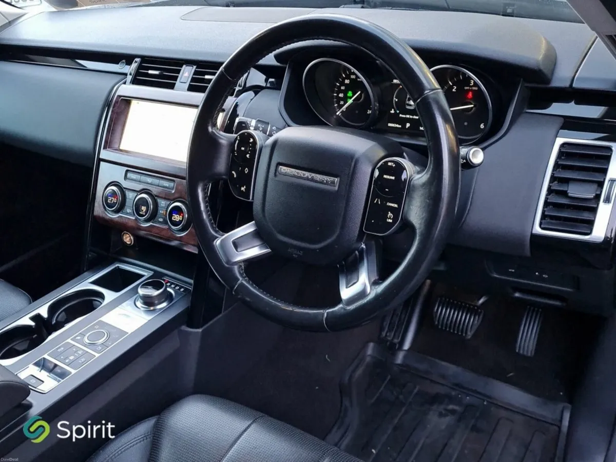 Land Rover Discovery 3.0D SDV6 306PS - Image 4