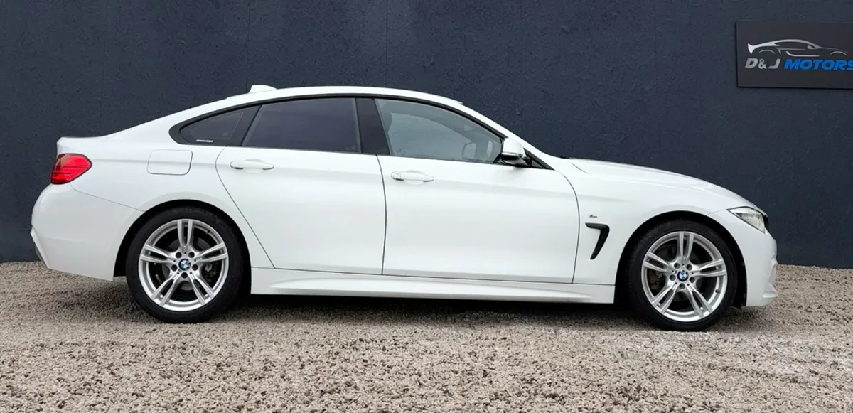 BMW 420i M Sport Automatic 2015 - Image 2