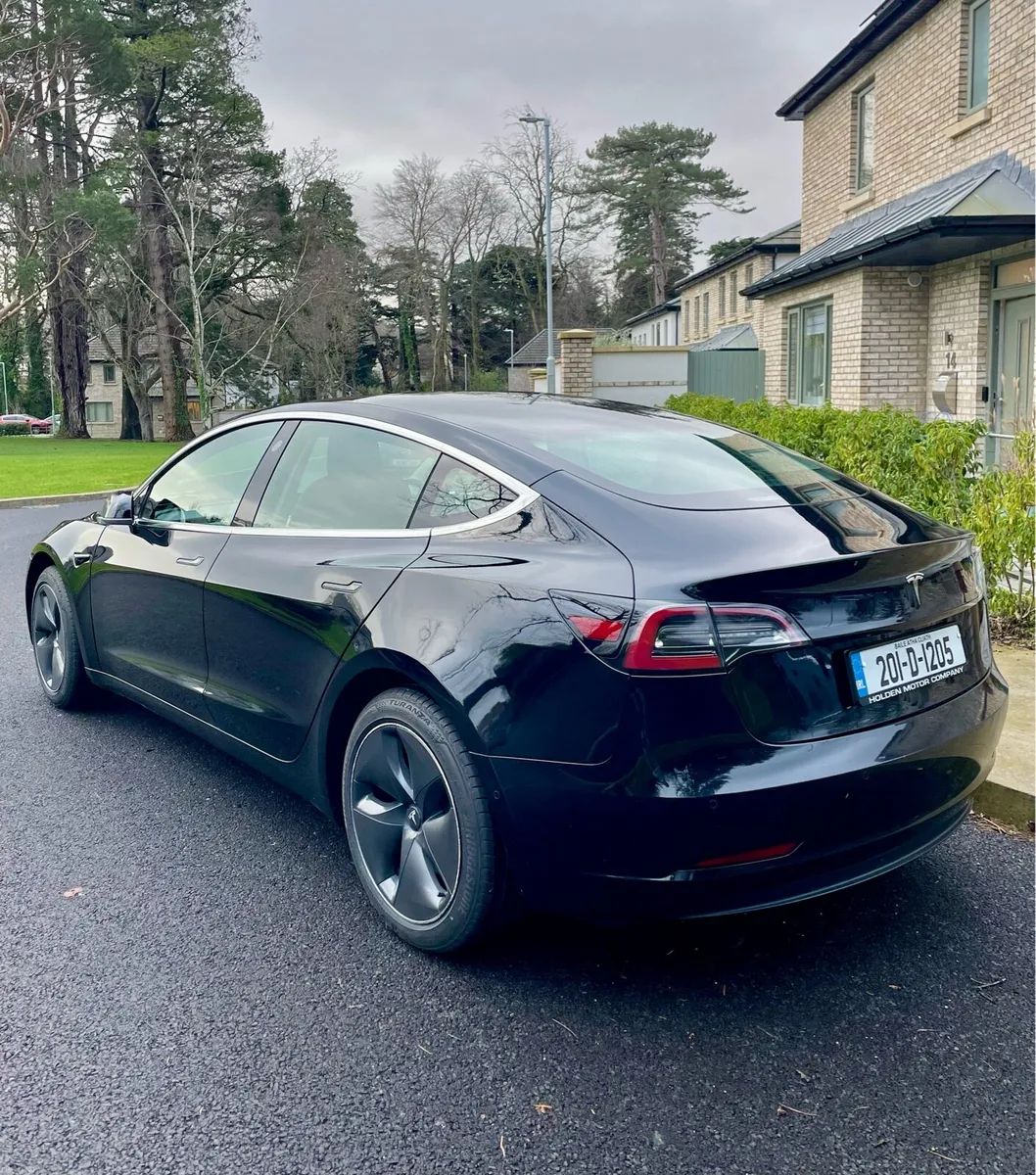 Price reduced -Tesla Model 3 – 66,991 km - New NCT - Image 1