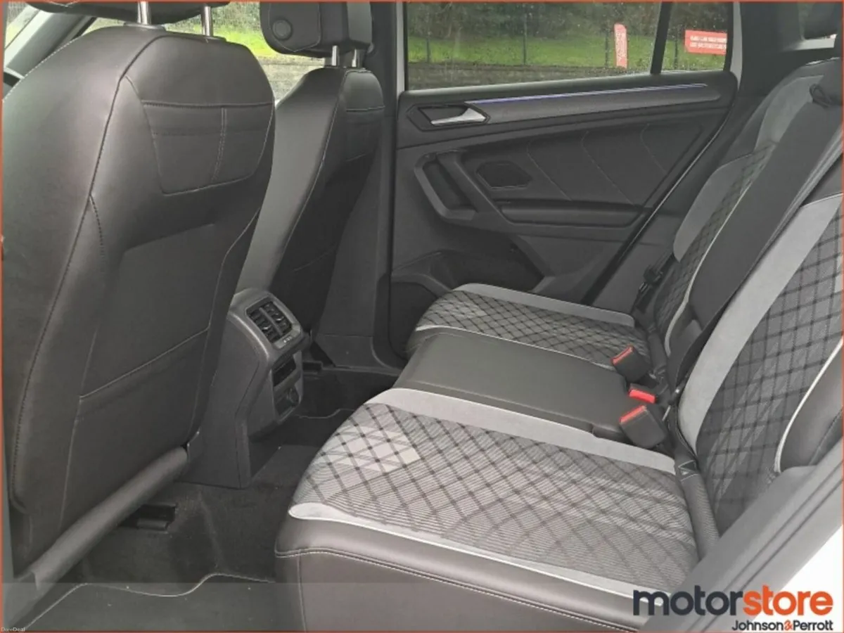 Volkswagen Tiguan 1.4 TSI PHEV 245HP R-Line DSG - Image 4