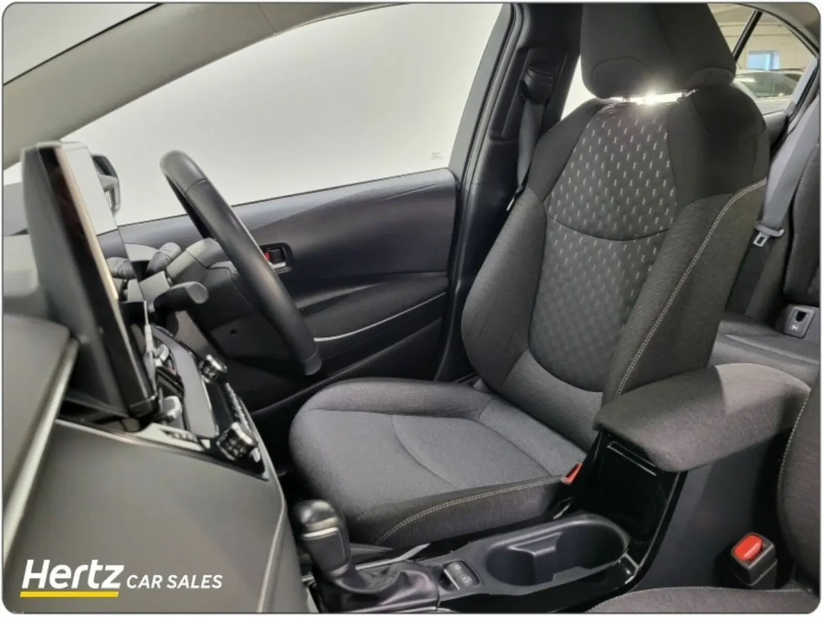 Toyota Corolla LUNA SALOON 1.8 Petrol Automatic - Image 4