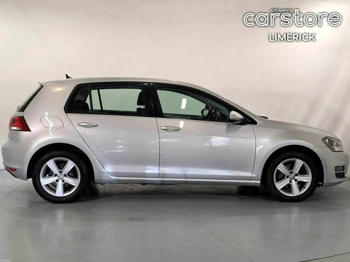 Volkswagen Golf 1.6 TDI 5DR 110HP BlueMotion - Image 2