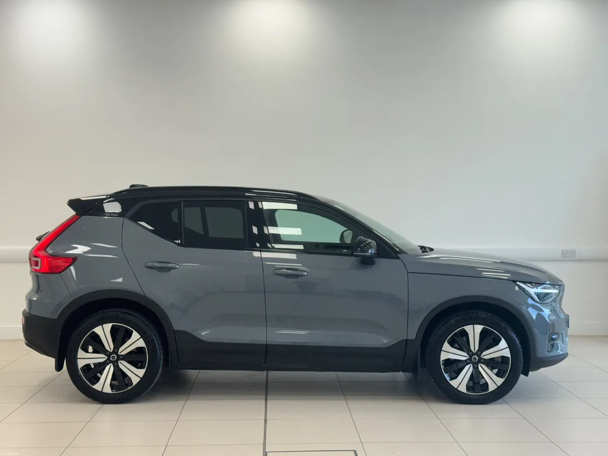 Volvo XC40 2022 - Image 3