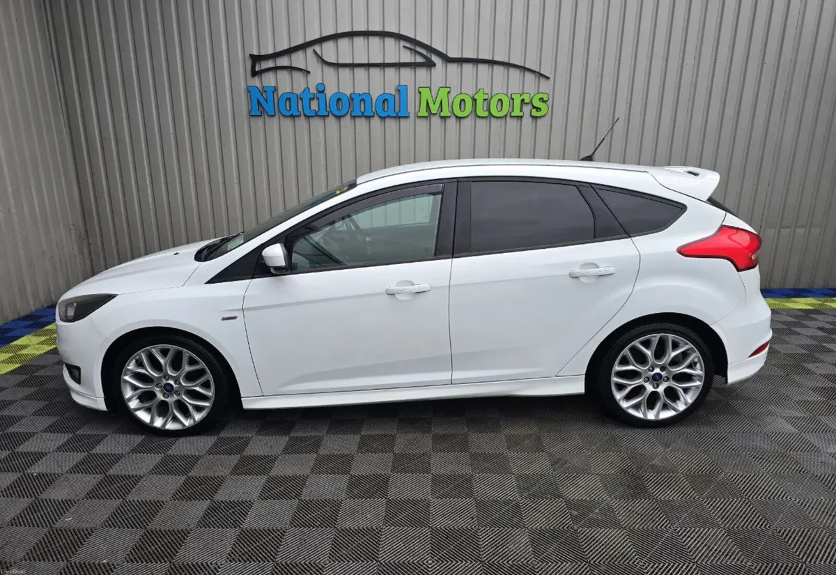 2017 Ford Focus ST-Line 1.5 TDCi - Image 6