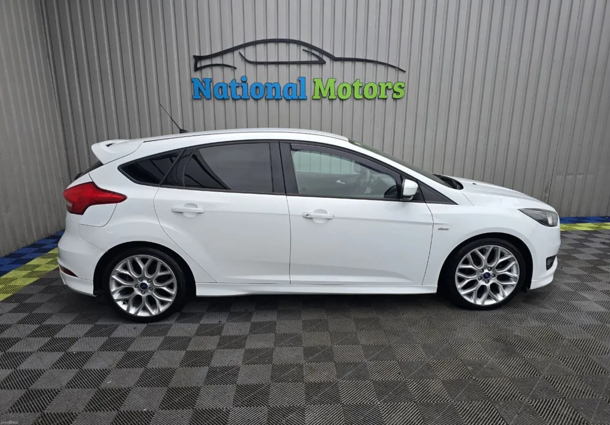 2017 Ford Focus ST-Line 1.5 TDCi - Image 2