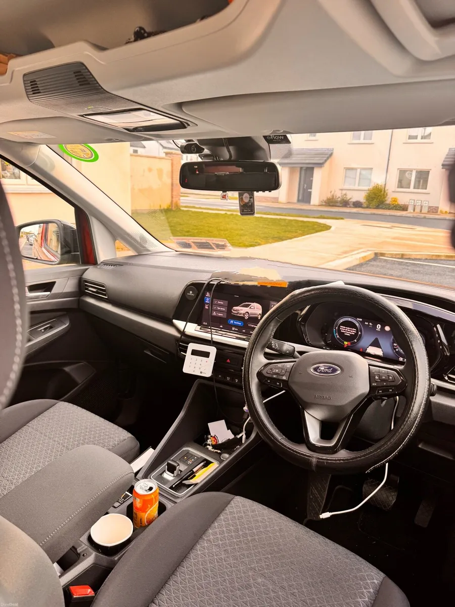 Wheel chair taxi - Image 2