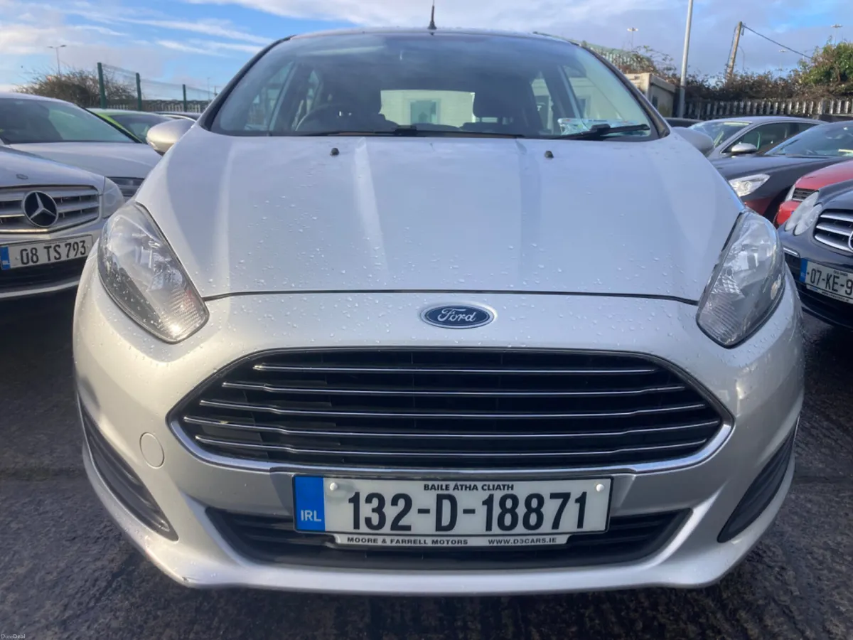 NCT 10/26- LOVELY CAR-LOW KMS - Image 2